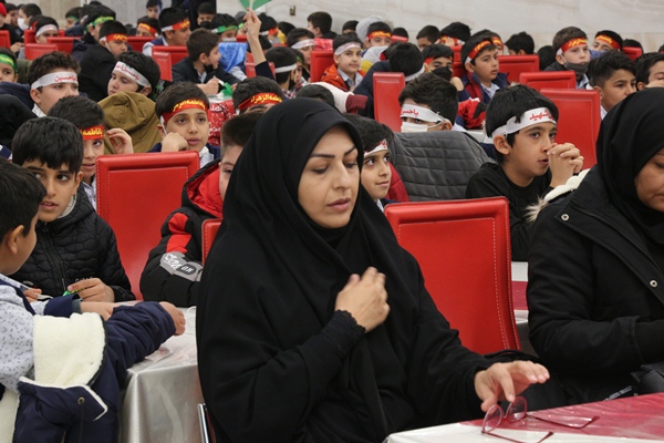 اقامه عزای حضرت زهرای اطهر سلام الله علیها توسط نوگلان فاطمی دانش آموزان بهار دانش