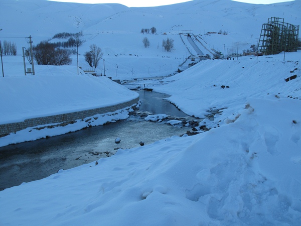 طبیعت برفی و زمستانی شهرستان کوهرنگ از توابع استان چهار محال و بختیاری