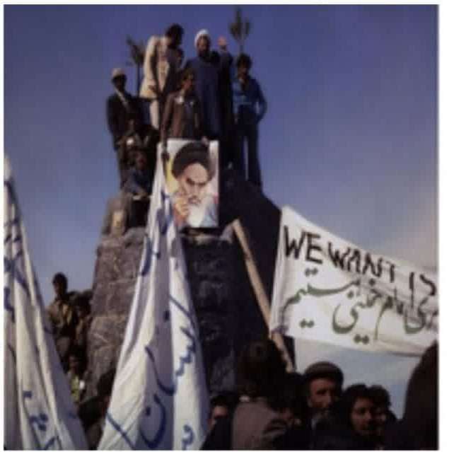 بیست و ششم دی ماه، روز تاریخی فرار شاه خائن در سال ۱۳۵۷ از کشور است بیست و ششم دی ماه، روز تاریخی فرار شاه خائن در سال ۱۳۵۷ از کشور است