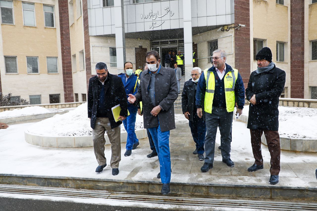 استان چهار محال و بختیاری بدلیل بارش مداوم برف و سرمای شدید یخ زد استان چهار محال و بختیاری بدلیل بارش مداوم برف و سرمای شدید یخ زد