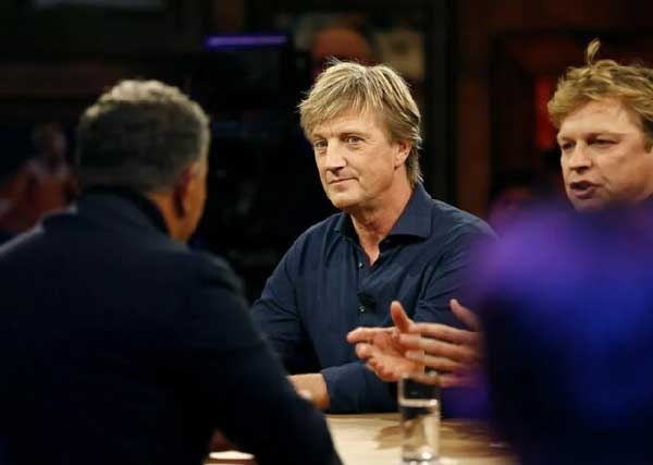 عکس | منتقد هلندی حامی ملی پوش ایران شد عکس | منتقد هلندی حامی ملی پوش ایران شد