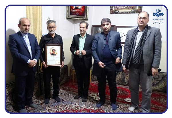 عکس | رسانه ملی اجازه نمی‌دهد رشادت شهدا در غبار فتنه‌ها به فراموشی سپرده شود