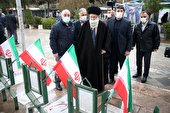 ببینید| حضور رهبر انقلاب بر مزار شهید «آرمان علی‌وردی»