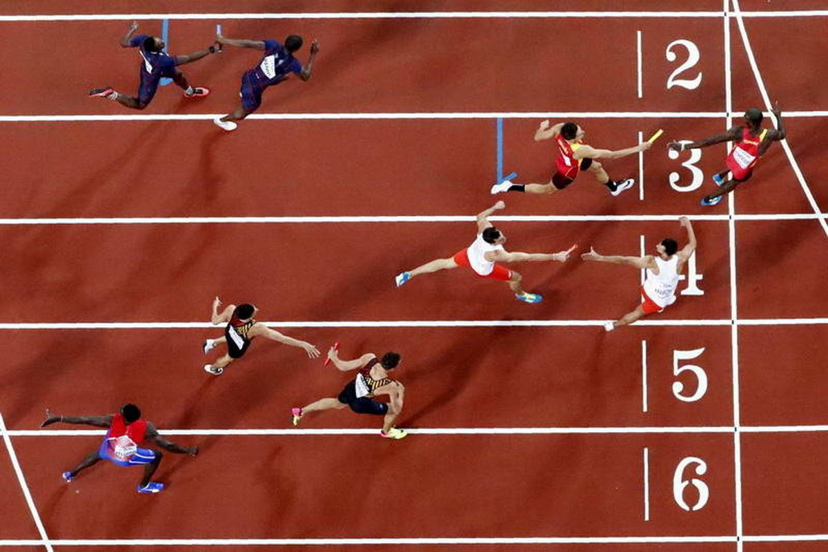 مسابقات دو و میدانی قهرمانی مدارس کشور در ماده‌های مختلف برگزار و نفرات برتر رشته‌های دو در ماده های 100، 200 و 400 متر و همچنین پرتاب دیسک مشخص شدند.