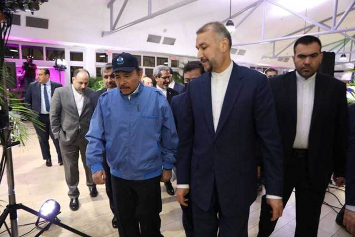 وزیر امور خارجه جمهوری اسلامی ایران گفت : ایران هیچ محدودیتی برای توسعه مناسبات با کشور دوست و برادر نیکاراگوئه ندارد.