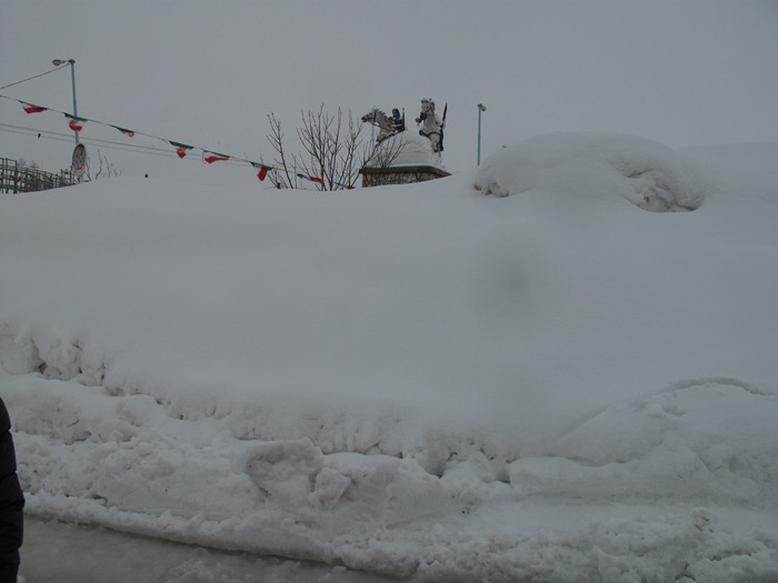 نگرانی و دغدغه ریاست جمهوری از پکن و دستور فوری به استاندار استان برای گسیل و اعزام تجهیزات