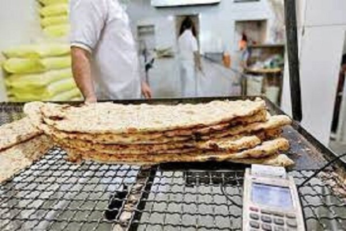 مدیر جهاد کشاورزی شهرستان اردستان گفت: یارانه و کمک هزینه نانوایی‌ها از ۱۵ درصد به ۳۰ درصد افزایش یافت و هیچ افزایش قیمتی در فروش نان نخواهیم داشت.