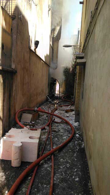 عکس | انفجار مرگبار مواد محترقه در خیابان انقلاب عکس | انفجار مرگبار مواد محترقه در خیابان انقلاب