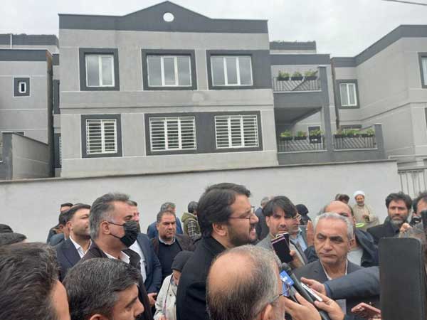 عکس | افتتاح تعدادی واحد مسکن مهر بعد از ۱۲ سال عکس | افتتاح تعدادی واحد مسکن مهر بعد از ۱۲ سال