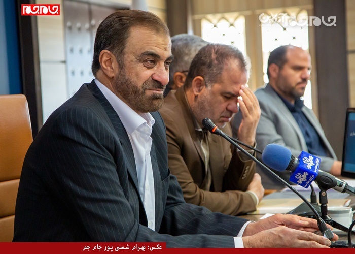 نشست خبری 3 ساعته صریح، شفاف و چالش انگیز اصحاب رسانه با استاندار چهار محال و بختیاری