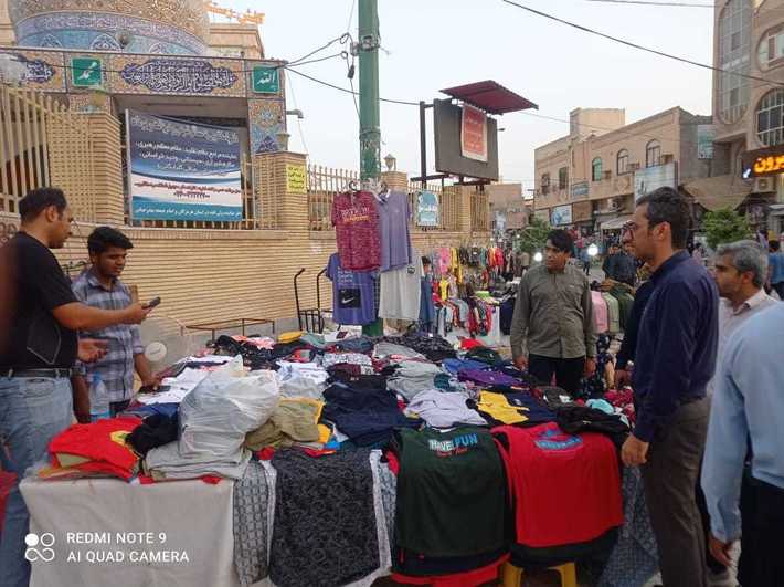 اجرای طرح مقابله با سد معبر و جلوگیری از ادامه فعالیت مشاغل مزاحم در خیابان حافظ  بندرعباس
