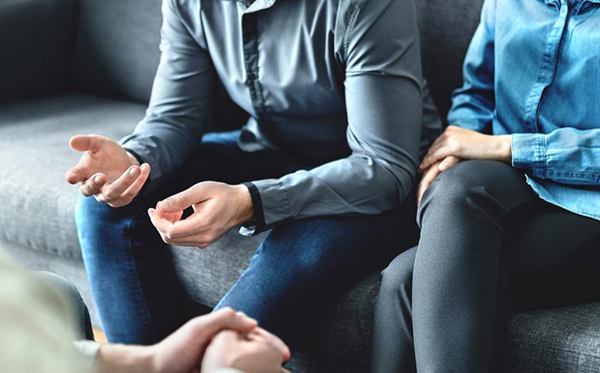 انتخاب بهترین مشاور خانواده در مورد طلاق راه های دریافت مشاوره خانواده در مورد طلاق