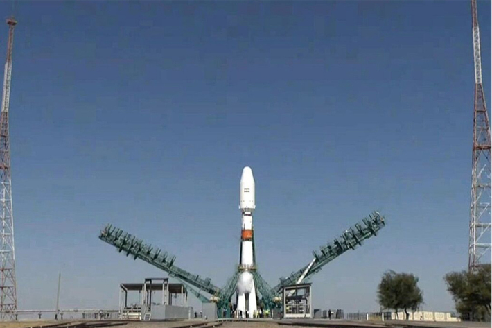 در یک همکاری مشترک میان ایران و سازمان فضایی روسیه، ماهواره ایرانی خیام دیروز در ساعت ۱۰ و ۲۰ دقیقه از مقر فضایی بایکونور در قزاقستان به فضا با موفقیت به فضا پرتاب شد.