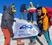 صعود تیم کوهنوردی نفت ستاره خلیج فارس به قله آرارات ترکیه