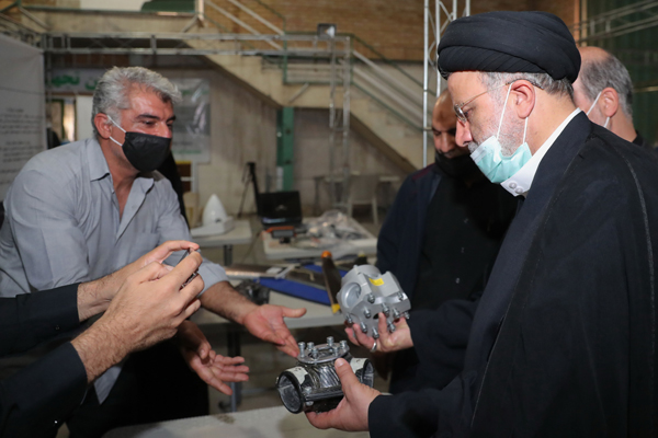 دستور ویژه رئیس جمهور به دستگاههای اجرایی برای استفاده از محصولات دانش بنیان دستور ویژه رئیس جمهور به دستگاههای اجرایی برای استفاده از محصولات دانش بنیان