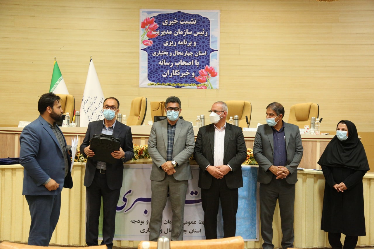 رشد اعتبارات مصوب سفر ریاست جمهوری به میزان 428 درصد رشد اعتبارات مصوب سفر ریاست جمهوری به میزان 428 درصد