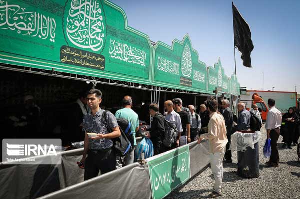 جزئیات خدمترسانی ۶ موکب بنیاد مستضعفان در مرزها / از توزیع دهها میلیون بطری آب و غذای گرم تا کمک به اعزام هزاران زائر از مناطق محروم به کربلا جزئیات خدمترسانی ۶ موکب بنیاد مستضعفان در مرزها / از توزیع دهها میلیون بطری آب و غذای گرم تا کمک به اعزام هزاران زائر از مناطق محروم به کربلا