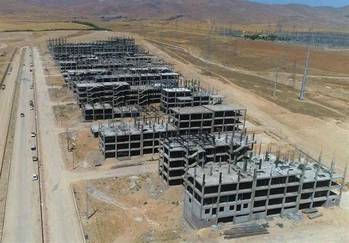 برای ساخت طرح نهضت ملی مسکن ۱۲۰ هکتار زمین در غرب زنجان به محدوده شهر الحاق می شود.