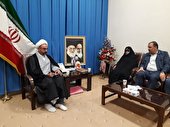 برای  خنثی سازی  هجمه های دشمن باید بانوان  توانمند به جامعه معرفی شوند