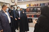 معاون امور زنان و خانواده رییس جمهور  از بازارچه صنایع دستی شهر ایلام بازدید کرد