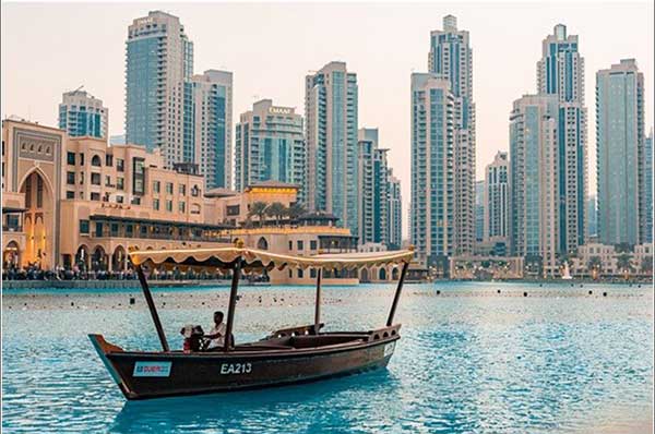 در تابستان به دبی سفر کنیم یا استانبول؟ در تابستان به دبی سفر کنیم یا استانبول؟