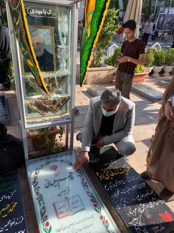 شهید حاج قاسم سلیمانی جمع اضداد بودند شهید حاج قاسم سلیمانی جمع اضداد بودند