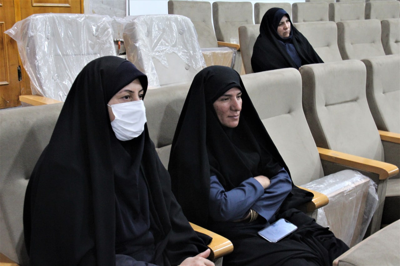 منتقد و مطالبه گر دیروز امروز خادم مردم و سربازی پر تلاش در رکاب دولتمردان استانی منتقد و مطالبه گر دیروز امروز خادم مردم و سربازی پر تلاش در رکاب دولتمردان استانی