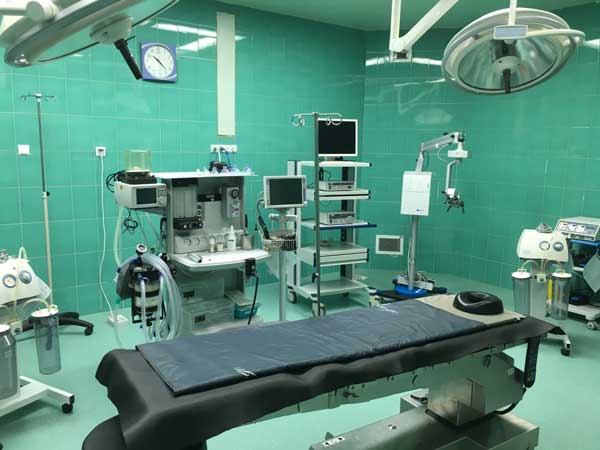 جراحی دوربین از اتاق عمل     جراحی دوربین از اتاق عمل