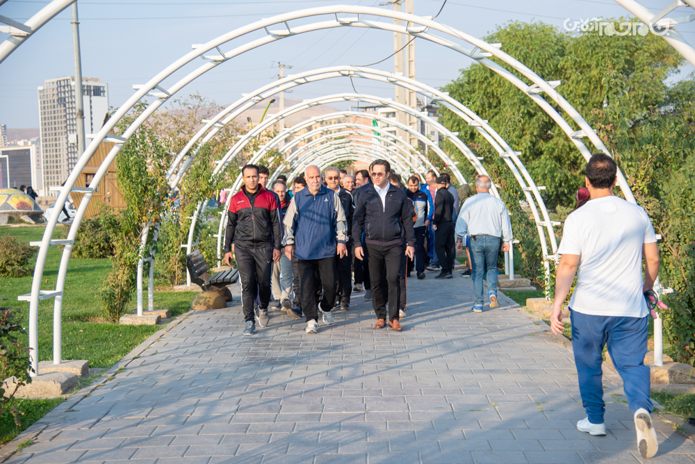 گزارش تصویری | همایش پیاده روی جامعه ورزش استان آذربایجان غربی به مناسبت هفته تربیت بدنی گزارش تصویری | همایش پیاده روی جامعه ورزش استان آذربایجان غربی به مناسبت هفته تربیت بدنی