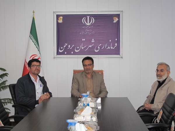 شهرستان بروجن ظرفیت های بکر،فراوان و گسترده ای دارد که باید به فعلیت در آید شهرستان بروجن ظرفیت های بکر،فراوان و گسترده ای دارد که باید به فعلیت در آید