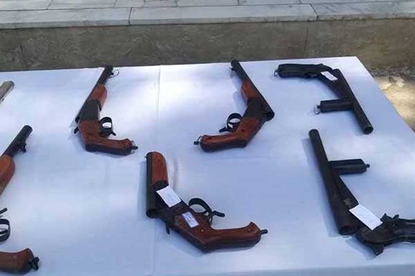 عکس | کشف ۱۱۷ قبضه سلاح در سیستان و بلوچستان پس از جمعه سیاه عکس | کشف ۱۱۷ قبضه سلاح در سیستان و بلوچستان پس از جمعه سیاه