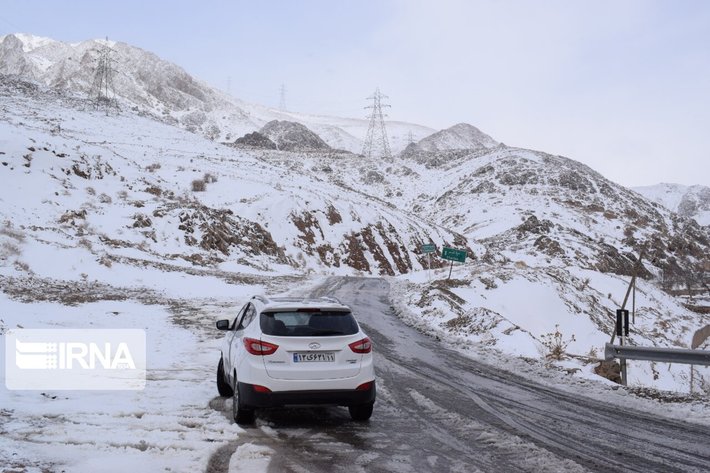 کارشناس پیش بین هواشناسی خراسان رضوی گفت: بارش خفیف برف طی روز جاری در ارتفاعات و مناطق سردسیر استان و ییلاقات مشهد پیش بینی شده است