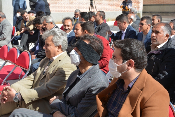 افتتاح و بهره برداری از پروژه 24 واحدی خیرین مسکن ساز شهرستان بروجن با اعتباری بالغ بر 40 میلیارد تومان افتتاح و بهره برداری از پروژه 24 واحدی خیرین مسکن ساز شهرستان بروجن با اعتباری بالغ بر 40 میلیارد تومان