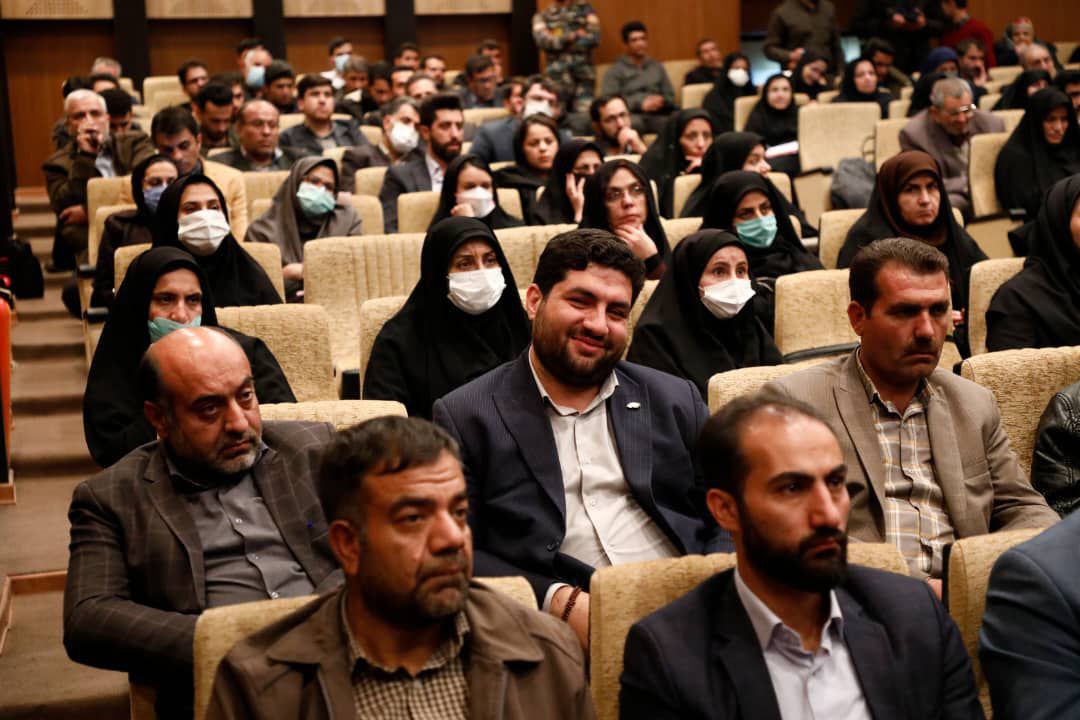 فرهنگ کتابخوانی، عاملی برای توسعه ، رشد و پیشرفت جامعه فرهنگ کتابخوانی، عاملی برای توسعه ، رشد و پیشرفت جامعه