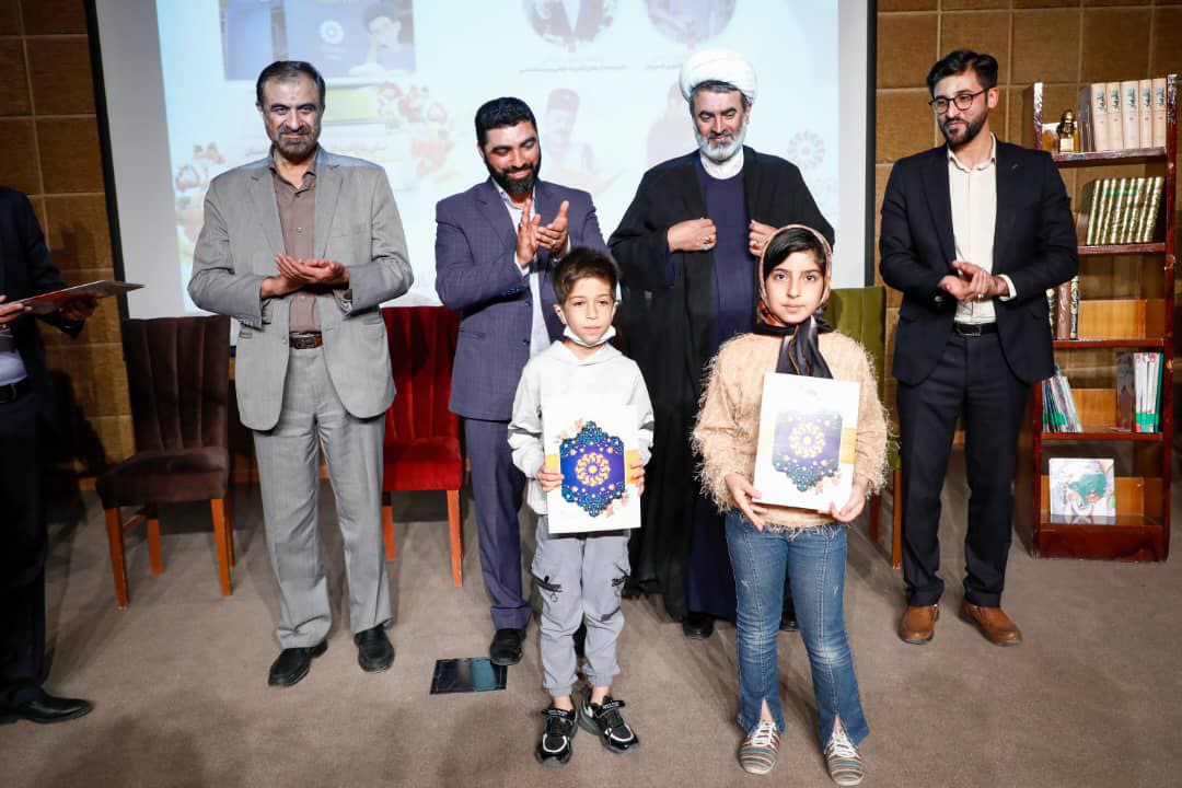 فرهنگ کتابخوانی، عاملی برای توسعه ، رشد و پیشرفت جامعه فرهنگ کتابخوانی، عاملی برای توسعه ، رشد و پیشرفت جامعه