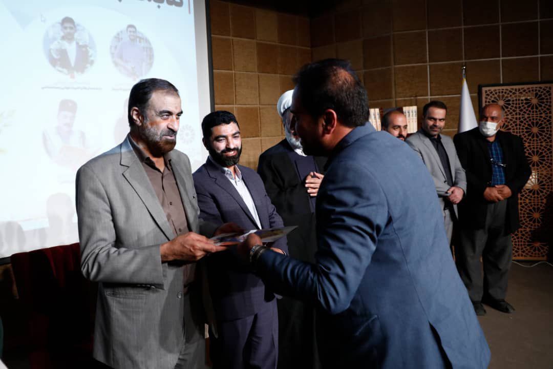 فرهنگ کتابخوانی، عاملی برای توسعه ، رشد و پیشرفت جامعه فرهنگ کتابخوانی، عاملی برای توسعه ، رشد و پیشرفت جامعه