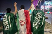 عکس | تصویری خاص از هواداران ایران و عربستان در قطر
