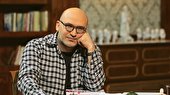 ادبیات، قیل و قال دنیا را به پچپچه‌ای آرام تبدیل می‌کند