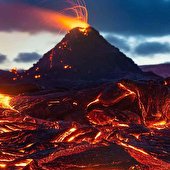 ببینید | فوران بزرگترین آتشفشان جهان