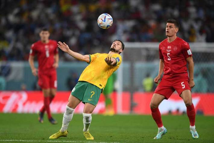 دیدار دانمارک و استرالیا در دیدار سرنوشت‌ساز گروه D با پیروزی یک بر صفر استرالیا پایان یافت تا کانگوروها نخستین تیم آسیایی حاضر در مرحله یک هشتم نهایی جام جهانی ۲۰۲۲ باشند.