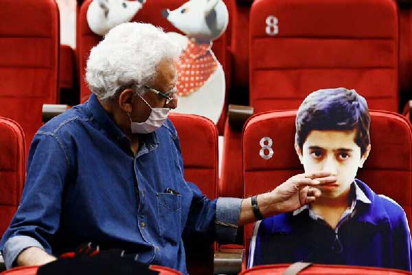 کیومرث پوراحمد دارفانی را وداع گفت کیومرث پوراحمد دارفانی را وداع گفت