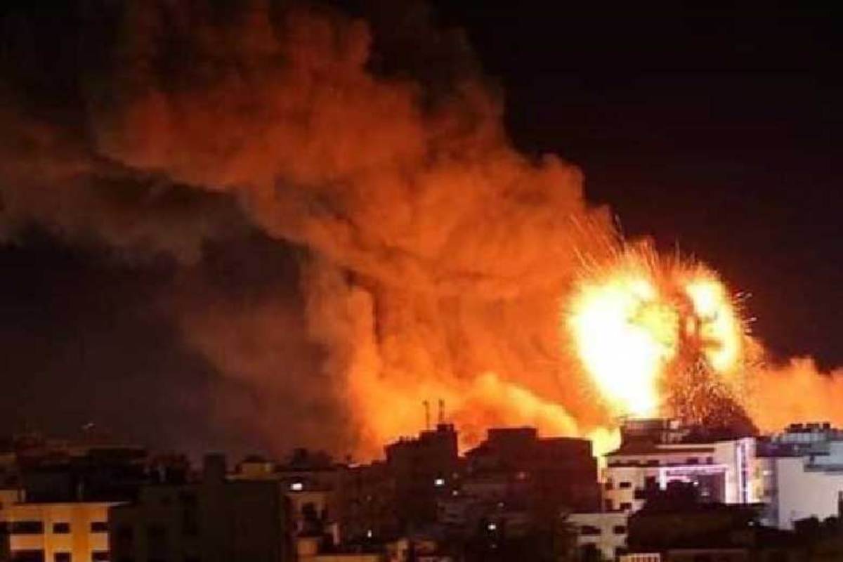 جنگنده‌های رژیم صهیونیستی از بامداد روز جمعه حملات خود به نوار غزه را آغاز کردند.