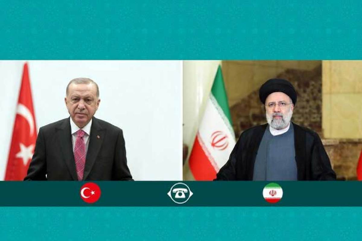رجب طیب اردوغان در گفتگوی تلفنی با ابراهیم رئیسی همتای ایرانی خود درباره تجاوزات رژیم اشغالگر به مسجدالاقصی گفتگو کرد.