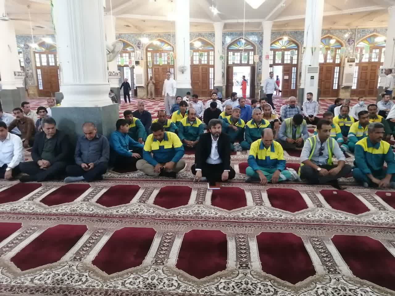 تقدیر ویژه امام جمعه از عملکرد شهرداری و شورای اسلامی شهر برازجان تقدیر ویژه امام جمعه از عملکرد شهرداری و شورای اسلامی شهر برازجان