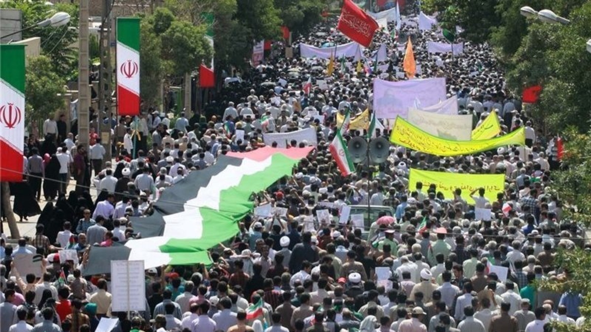 رئیس پلیس راهور تهران بزرگ، تمهیدات ترافیکی روز جهانی قدس را با اعلام مسیرهای راهپیمایی، محدودیت‌ها و ممنوعیت‌های تردد اعلام کرد.