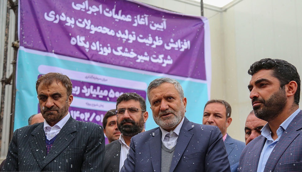 بازدید از طرح ها ، کارخانجات و نوروز گردی به سبک وزیر تعاون،کار و رفاه اجتماعی بازدید از طرح ها ، کارخانجات و نوروز گردی به سبک وزیر تعاون،کار و رفاه اجتماعی