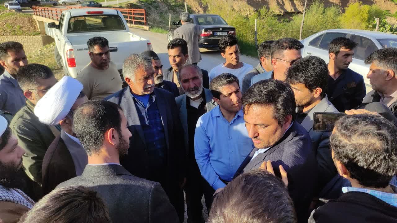 بازدید نماینده ولی فقیه در استان چهار محال و بختیاری از باغات شهرستان کوهرنگ و دو آب صمصامی