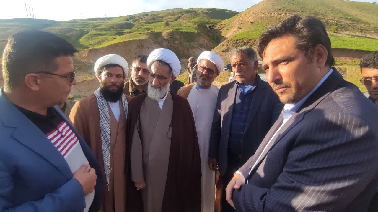 بازدید نماینده ولی فقیه در استان چهار محال و بختیاری از باغات شهرستان کوهرنگ و دو آب صمصامی