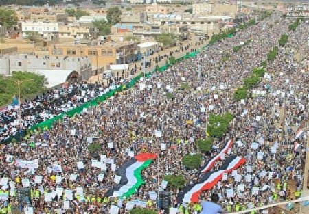 راهپیمایی گسترده یمنی ها در روز ملی مقاومت