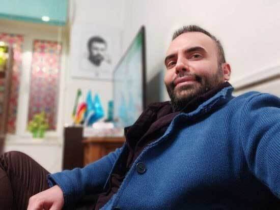 حامد مظفری روزنامهنگار، نویسنده و کارشناس و تحلیلگر سینما، منتقد مستقل و استراتژیست رسانه و مدیر تبلیغات حامد مظفری روزنامهنگار، نویسنده و کارشناس و تحلیلگر سینما، منتقد مستقل و استراتژیست رسانه و مدیر تبلیغات